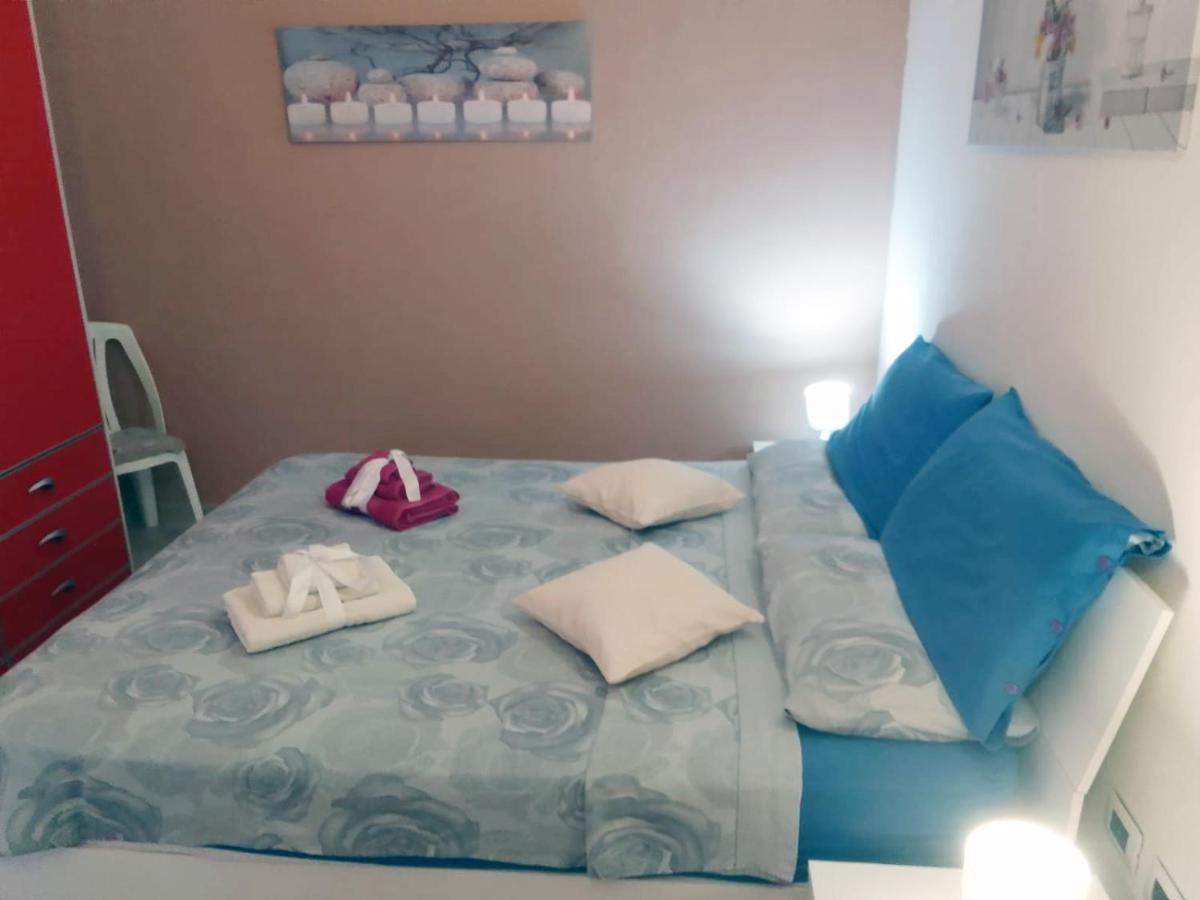 Casa Vacanze Menta Fiorita ฟลูมินิ ดิ กวาร์ตู ภายนอก รูปภาพ